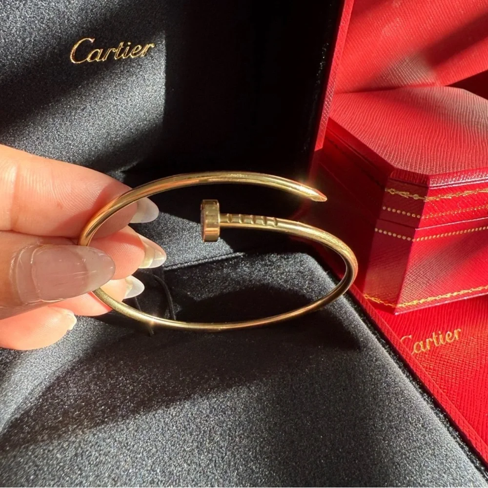 Authentic Cartier Juste un Clou Bracelet (18 K Gold) - Picture 4 of 11